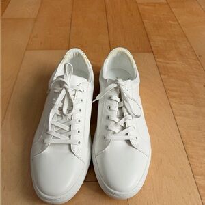 Banana Republic Smart Sneaker